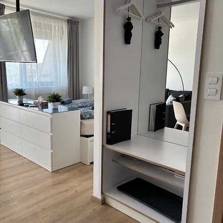 Edison302